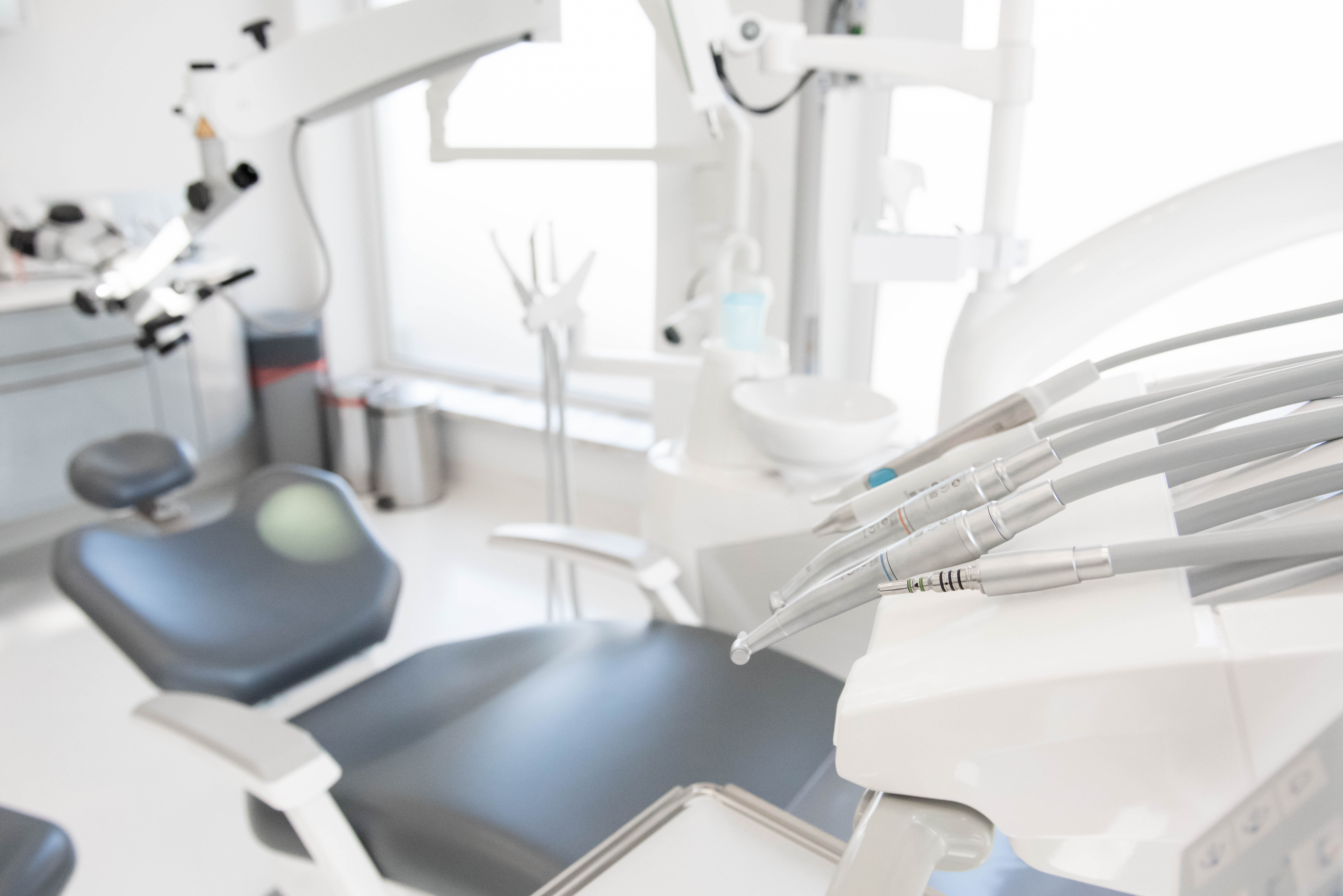 narzędzia stomatologiczne